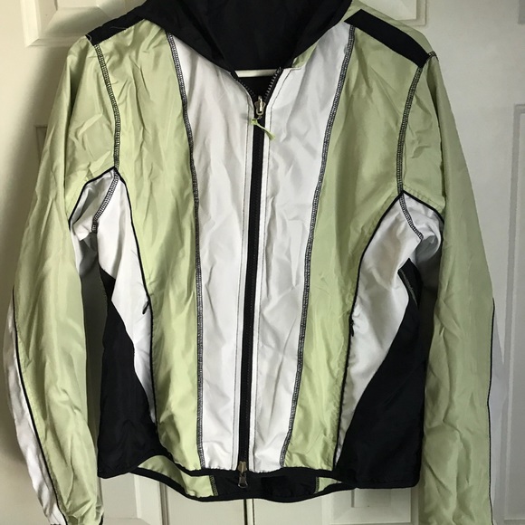 Reversible light jacket - Picture 3 of 7
